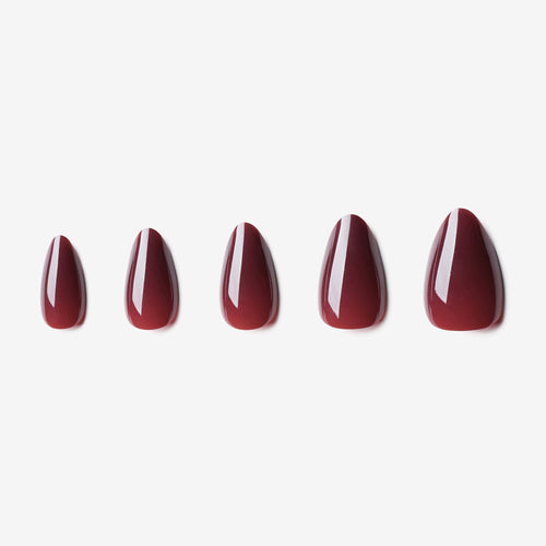 soimea faux ongles à pression bordeaux  grenat rouges forme amande longuer moyen, finition laqué, Faux ongles rouges amande de longueur moyenne. Par SOIMEA Paris