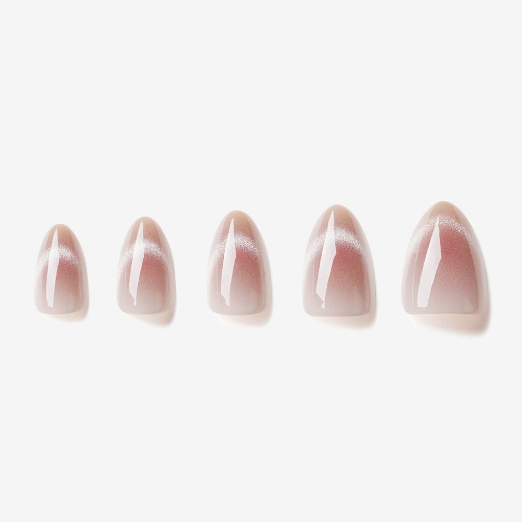 soimea faux ongles à pression rose rouge pudique forme amande effet œil-de-chat avec lumiere halo, Faux ongles rose blush rouge à coller – effet Cat Eye Moonlight. Par SOIMEA Paris