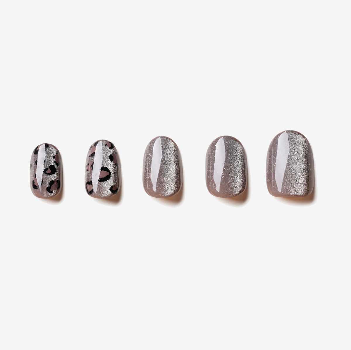 soimea faux ongles à pression taupe glacé forme rond medium effet œil-de-chat verre cristallin transparent avec motif leopard, Faux ongles à coller forme ovale, motif animalier rose/marron, effet Cat Eye. Par SOIMEA Paris
