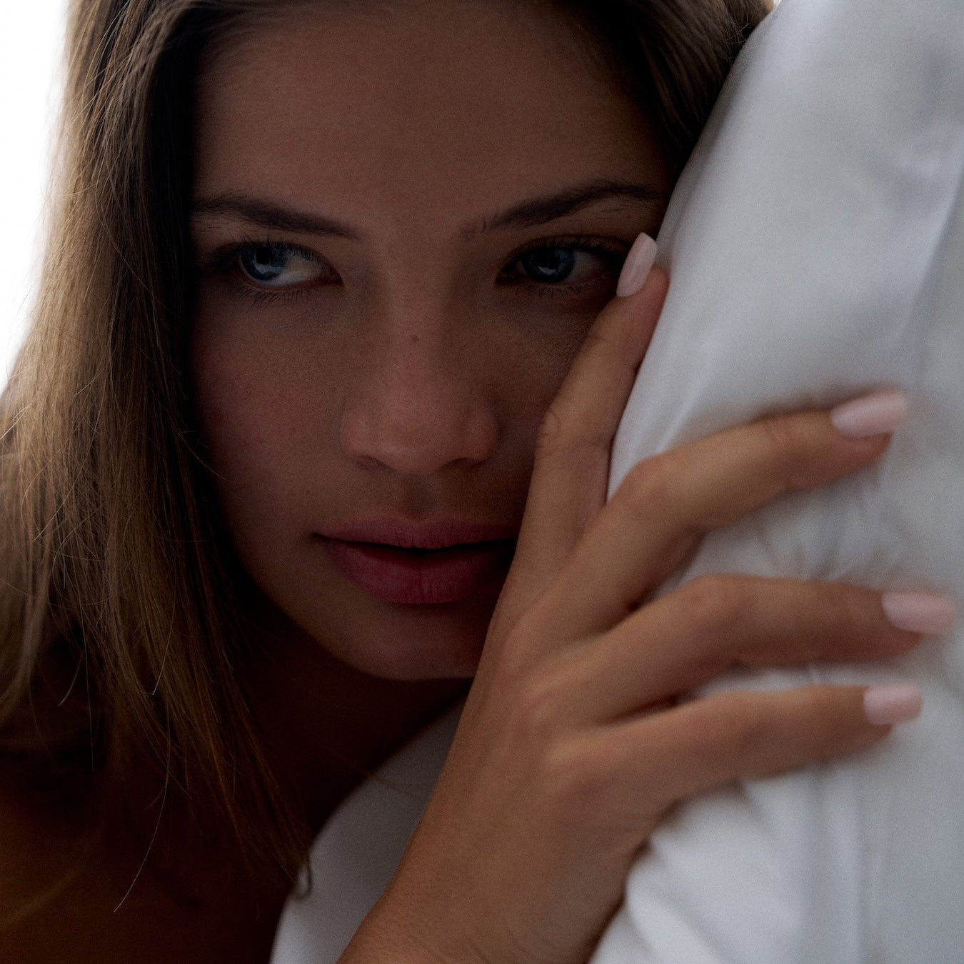 soimea faux ongles a pression rose pale forme carre style classique medium effet satine, medium square press-on light natural pink nails